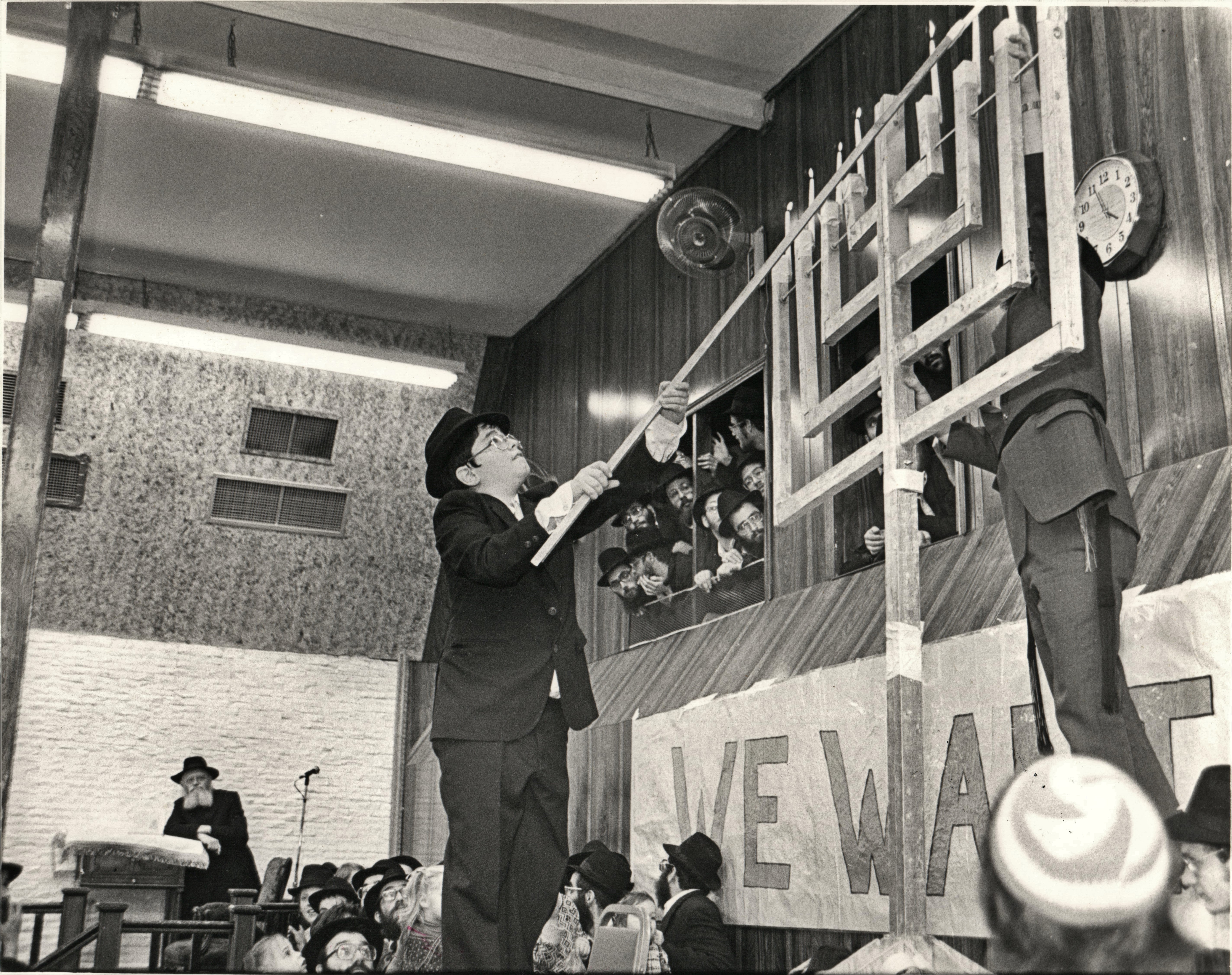 קובץ דברי משיח – ש"פ מקץ תשמ"ב