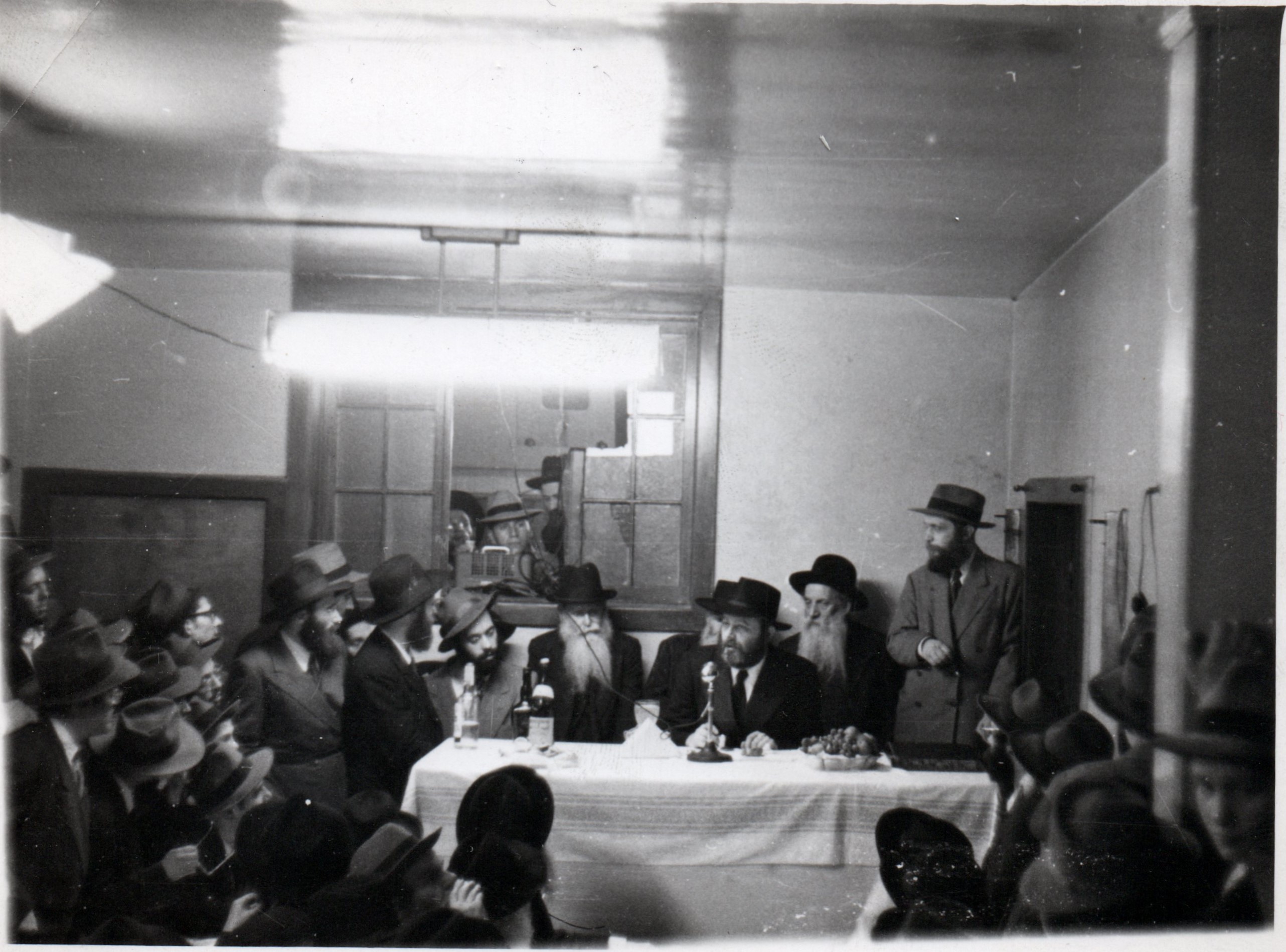 קובץ דברי משיח – מאמר באתי לגני תשי"א